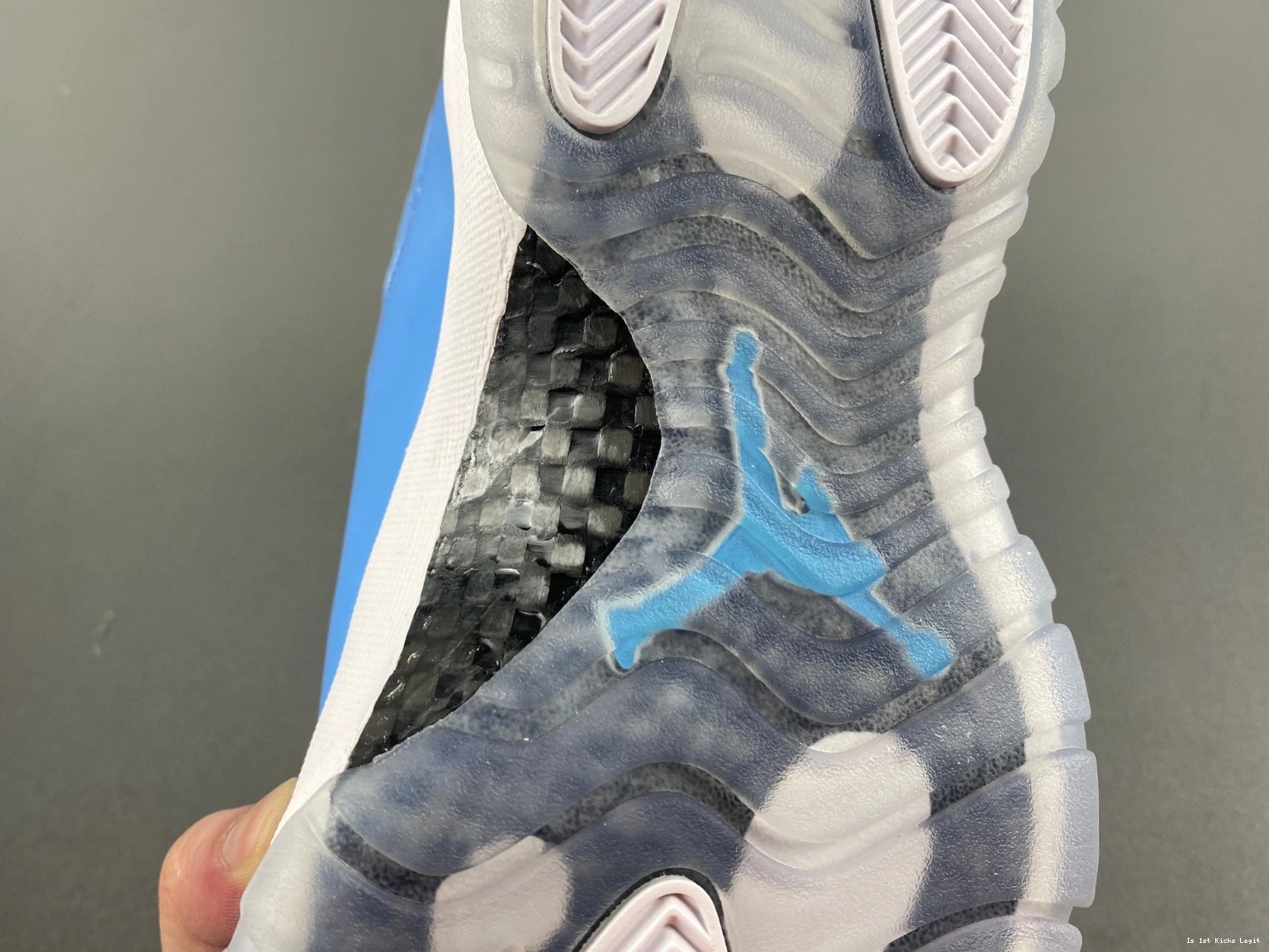 29) Flight Ultimate Gift of 717602-900 Jordan - (11 0928